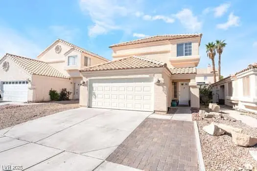 Photo of Listing #2728172