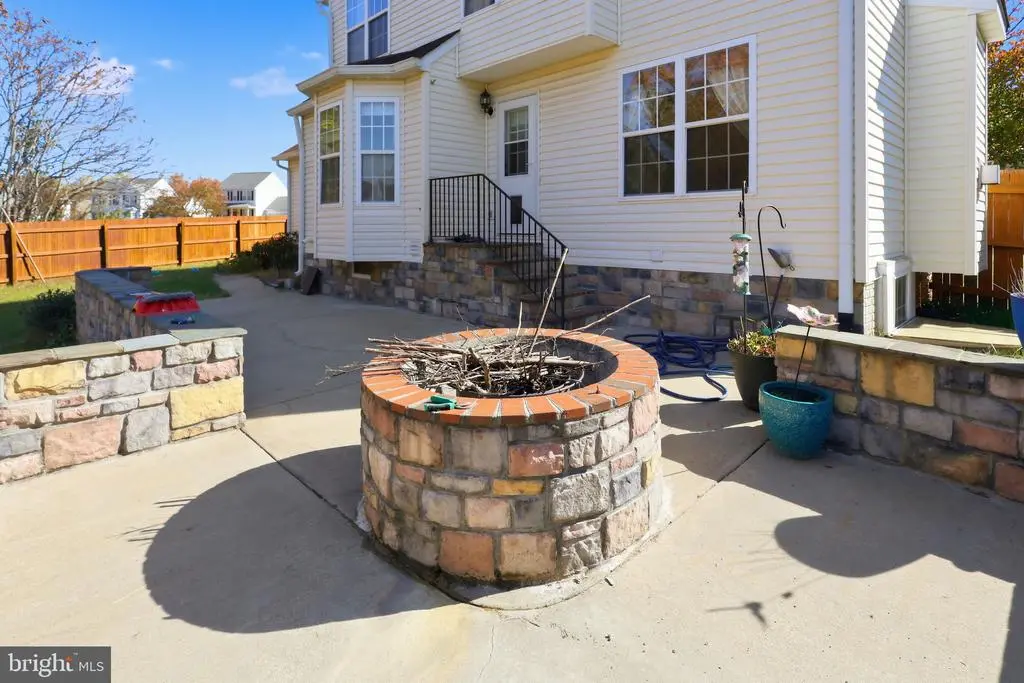 6030 Hot Spring Ln, Fredericksburg