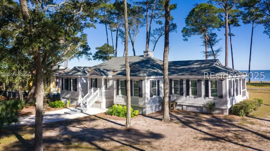 100 Ave Of Oaks, Daufuskie Island