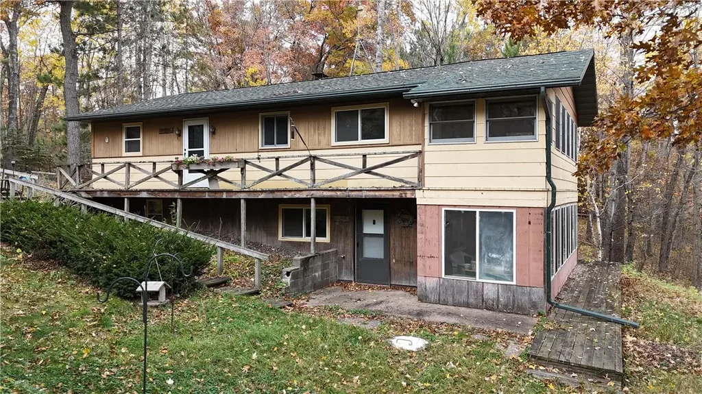 1926 Deer Trail, Spooner