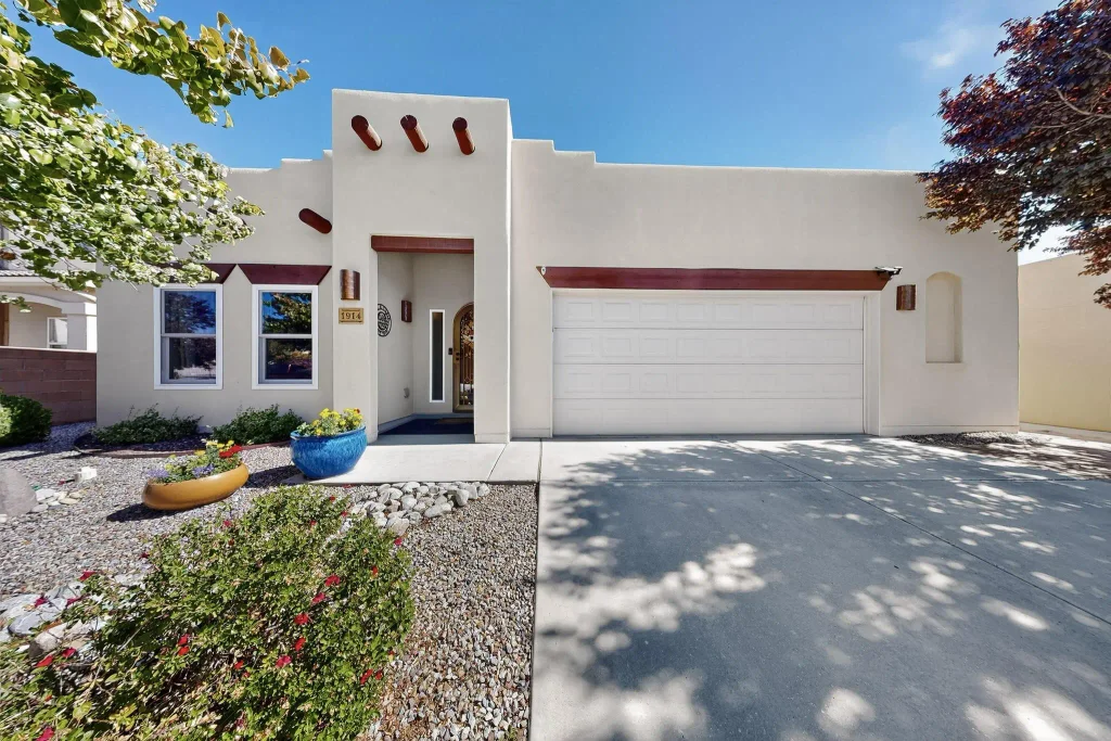 1914 Western Hills Drive Se, Rio Rancho
