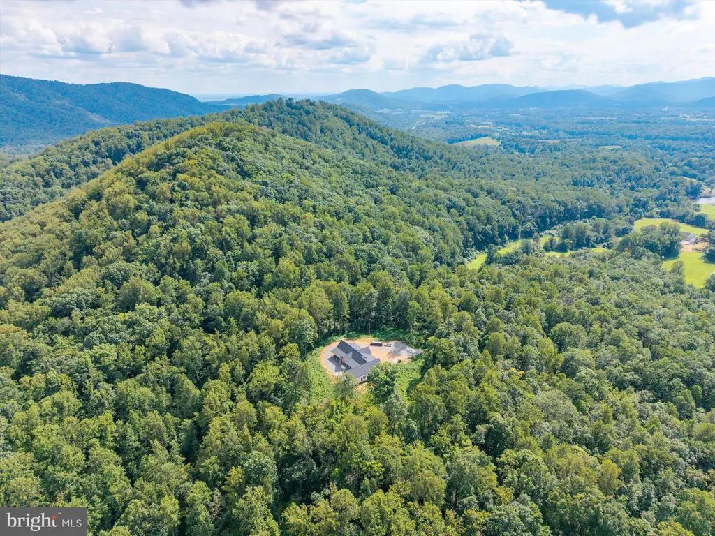 3030 Blandemar Dr, Charlottesville