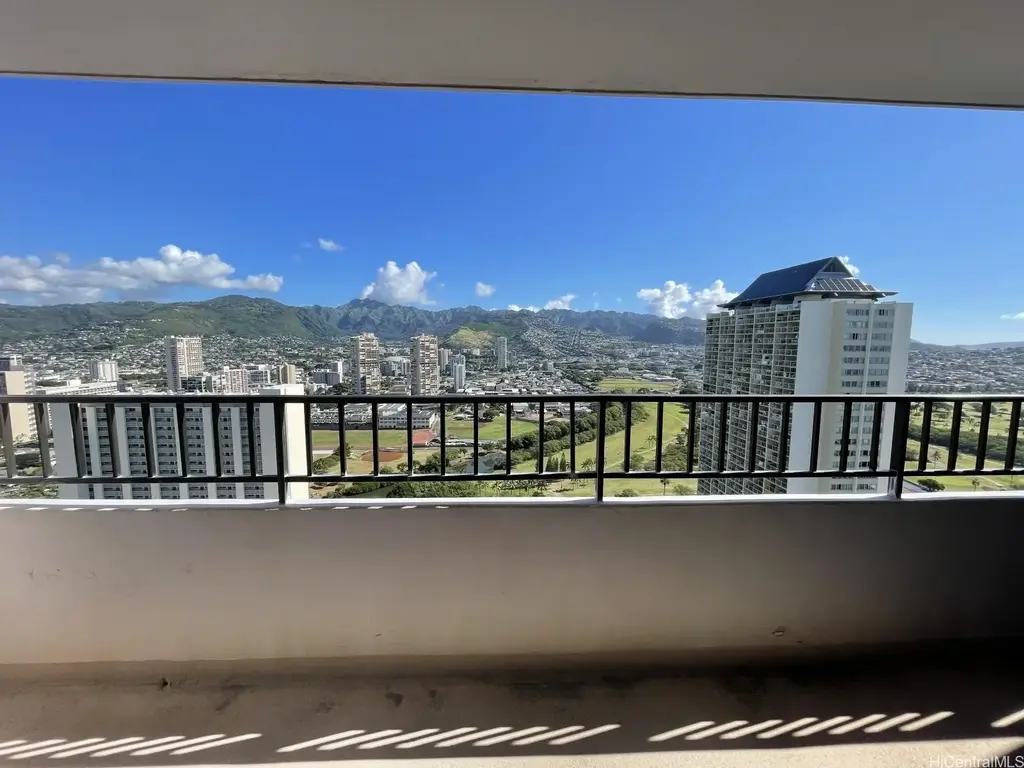 (unit #3202) 2240 Kuhio Avenue, Honolulu