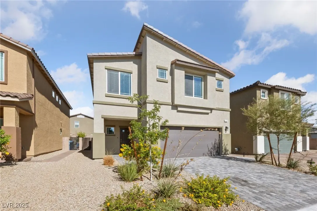 Photo of Listing #2728412