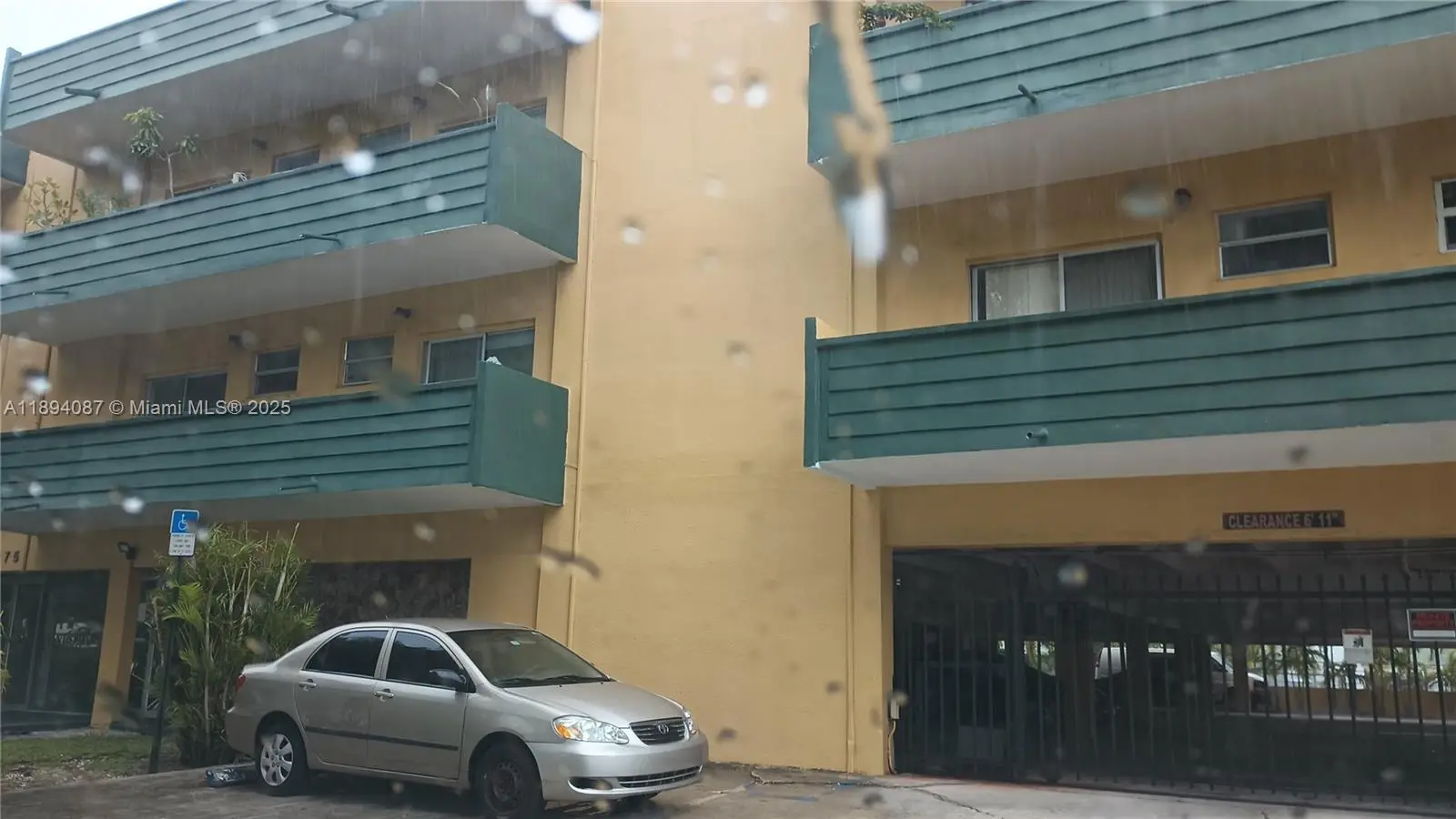 Photo of Listing #A11894087