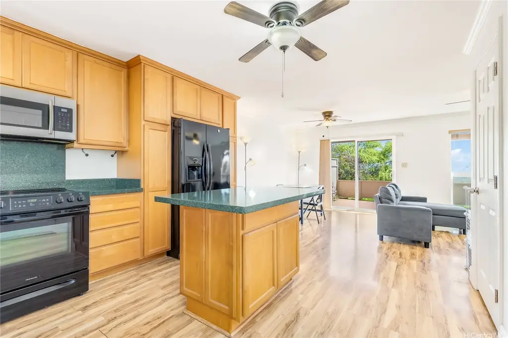 92-787 Makakilo Drive # D28, Kapolei