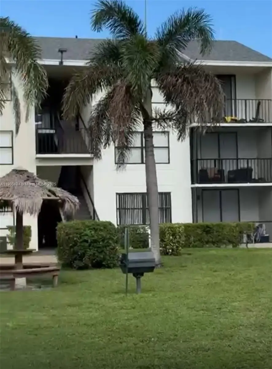 Photo of Listing #A11900424