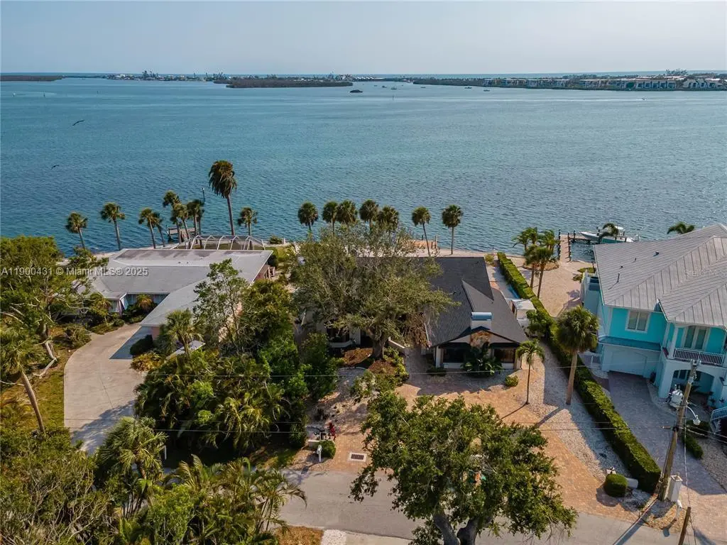 1476 Lemon Bay Drive, Englewood