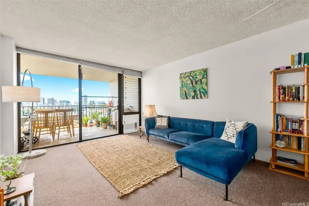(unit #916) 3138 Waialae Avenue, Honolulu