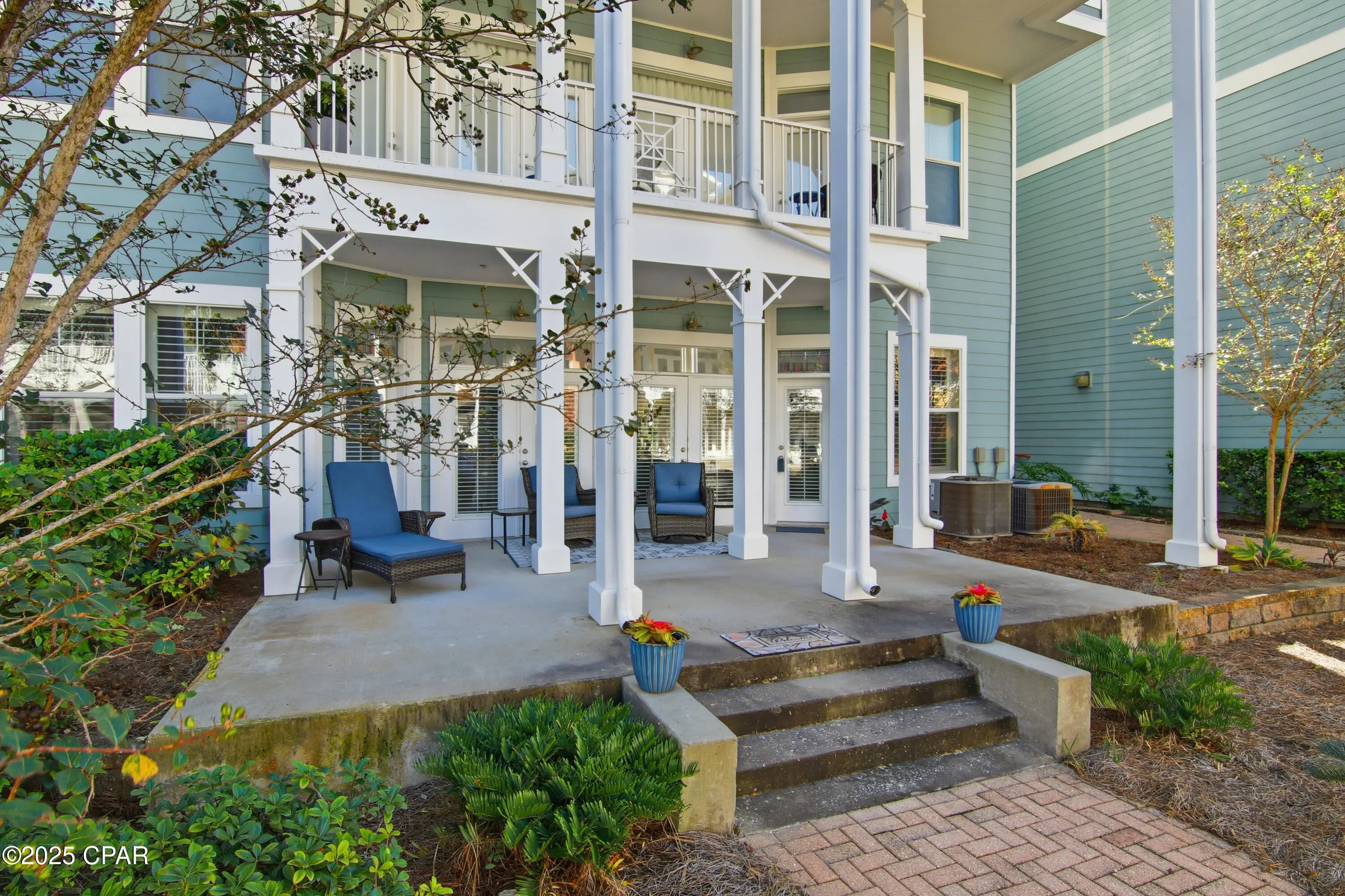 Photo of Listing #780699