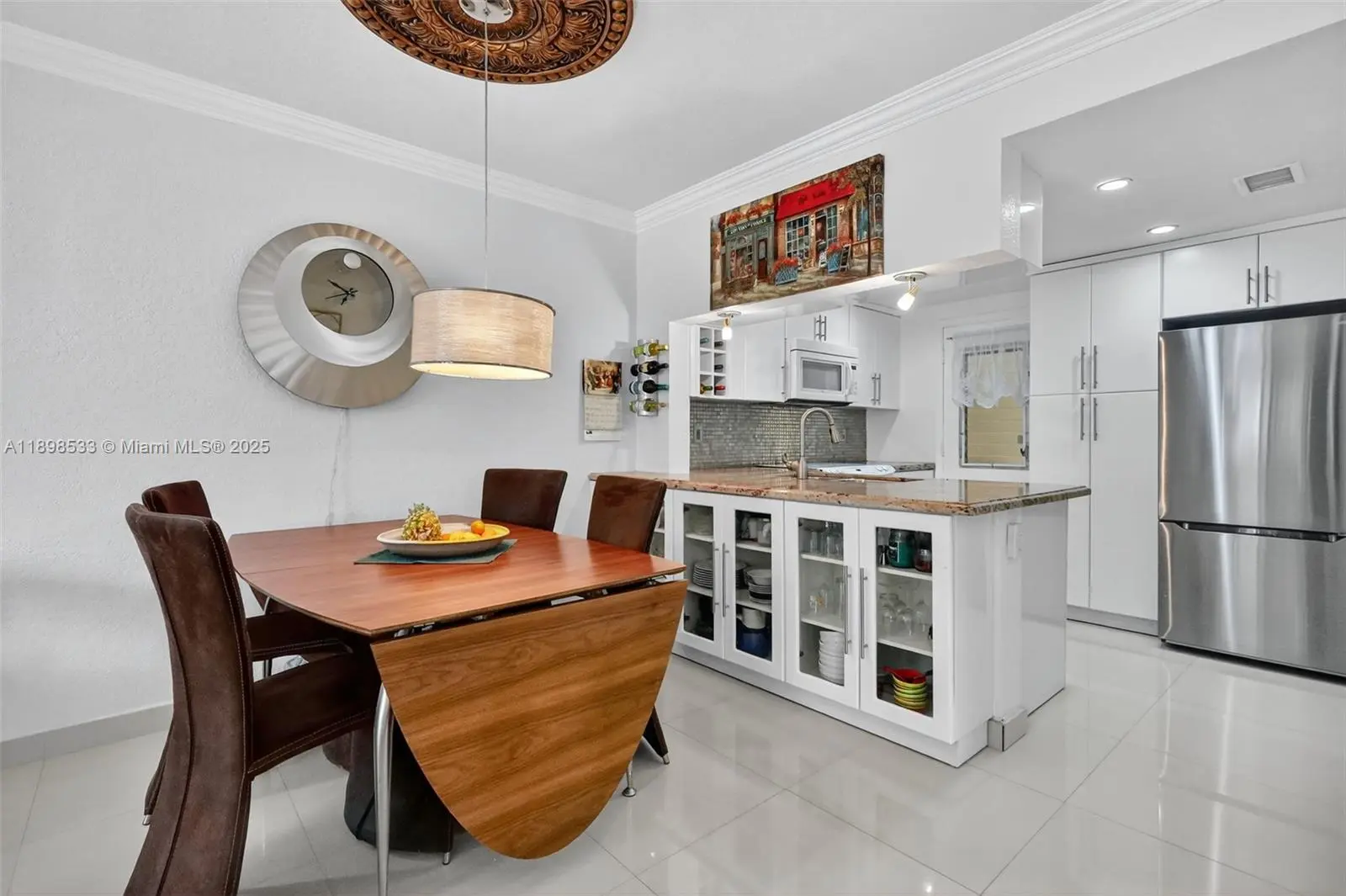 Photo of Listing #A11898533