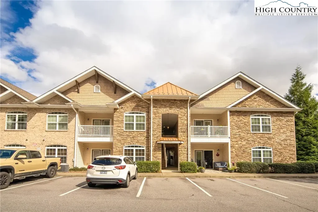 190 Eli Hartley Drive # 210, Boone