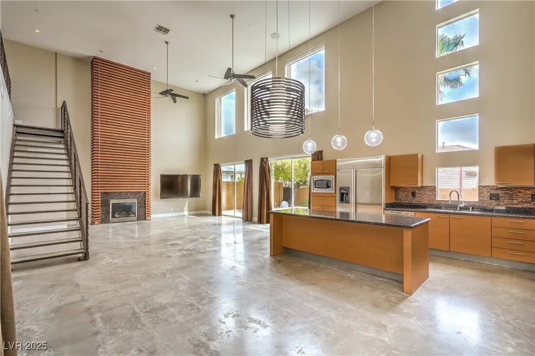 Photo of Listing #2728709