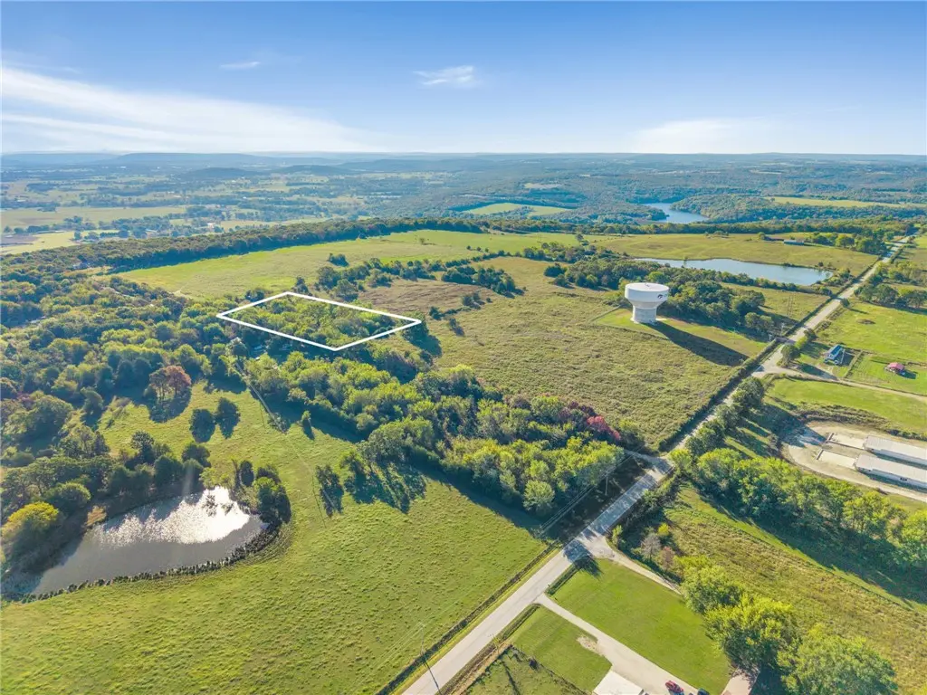 19383 Hunton Lane, Lincoln