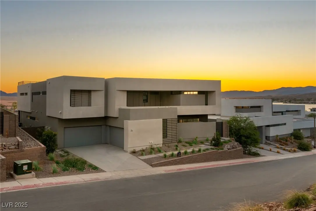 Photo of Listing #2729531