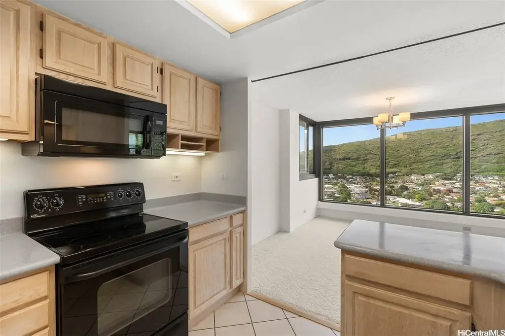 250 Kawaihae Street # 15c, Honolulu