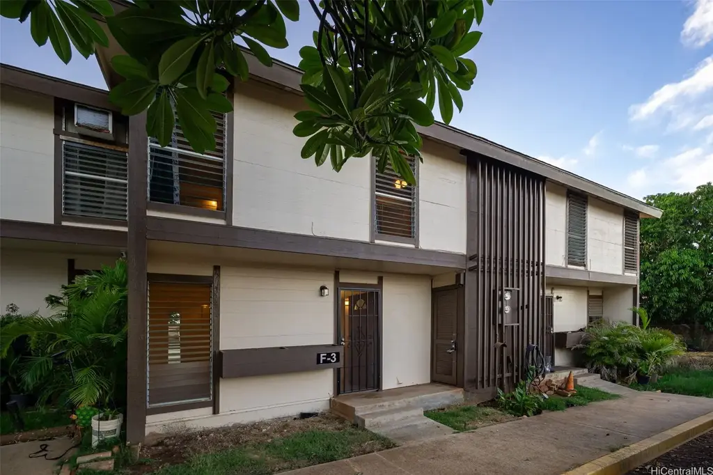 87-1550 Farrington Highway # F3, Waianae