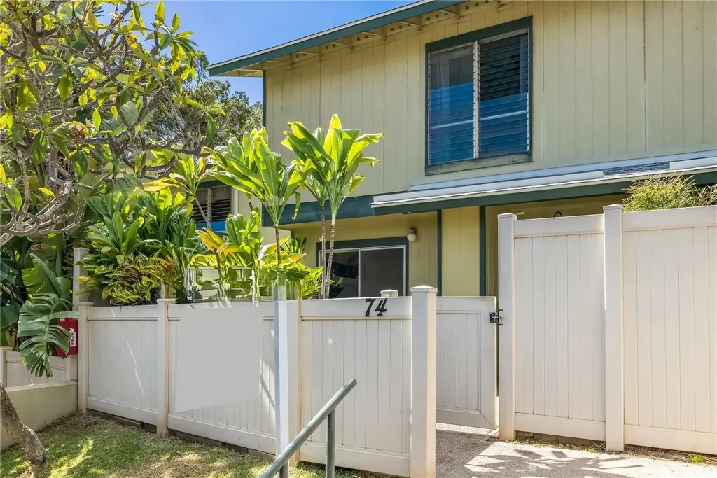 92-1288 Kikaha Street # 74, Kapolei