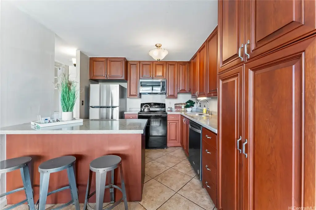 (unit #606) 1830 Wilikina Drive, Wahiawa