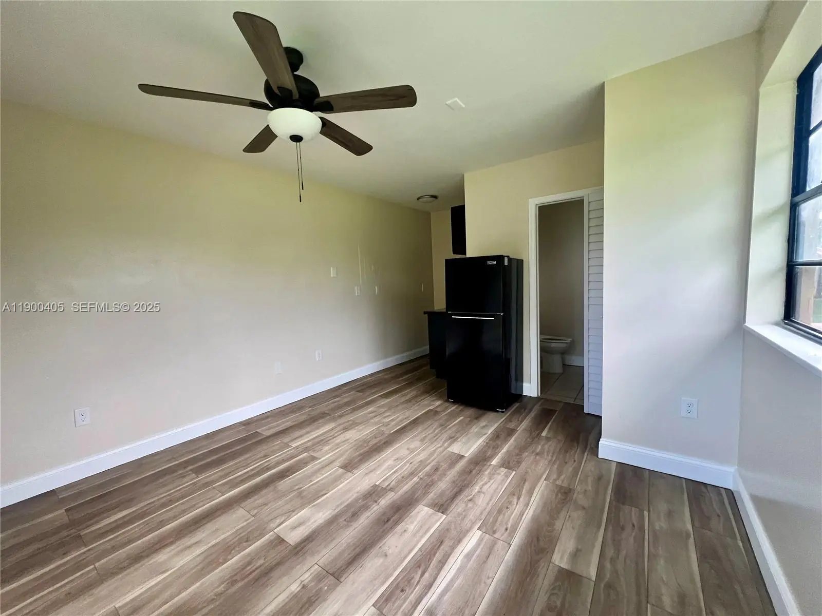 Photo of Listing #A11900405