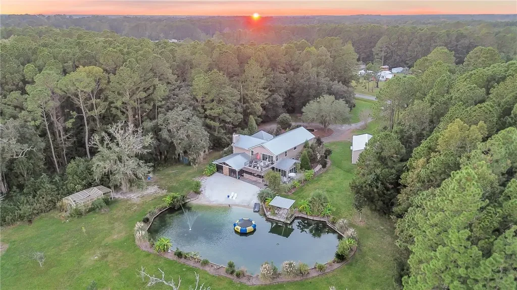 1494 Forest Marsh Loop Ne, Townsend