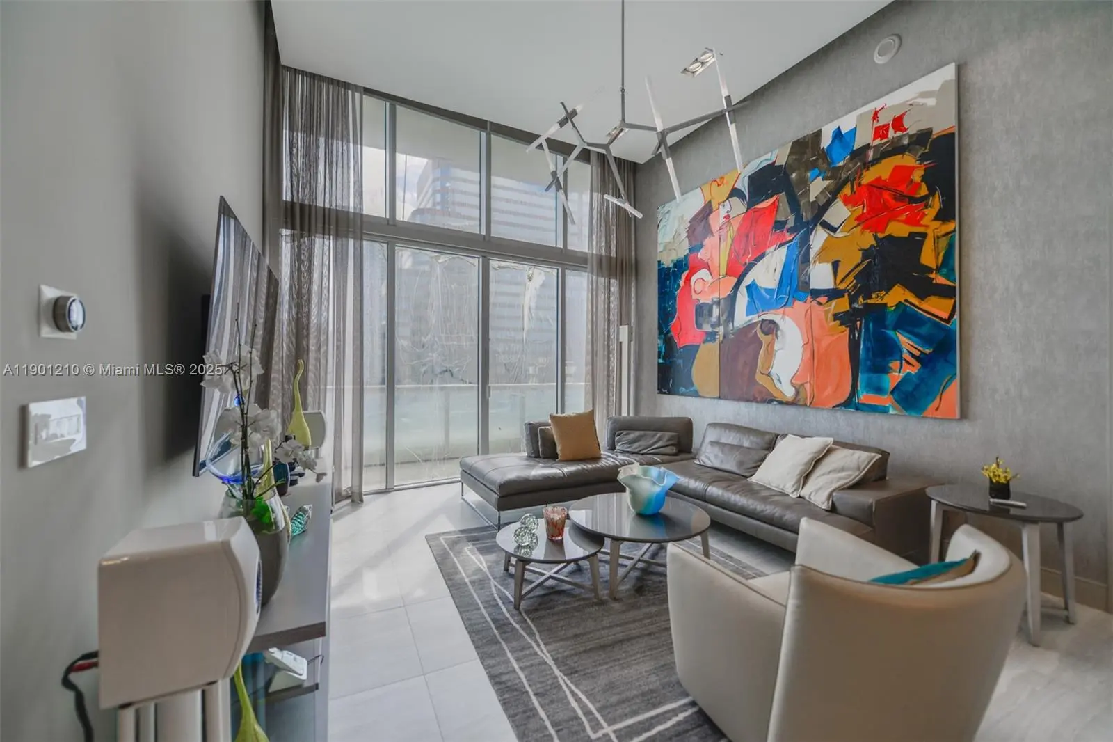 Photo of Listing #A11901210