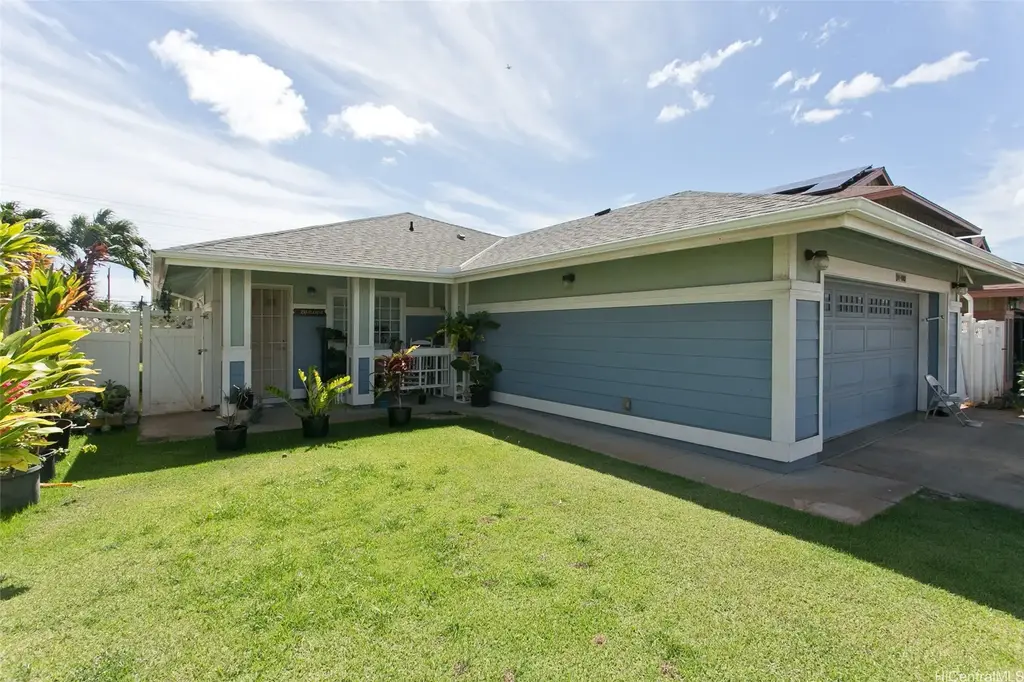 91-1083 Kaupea Street, Kapolei