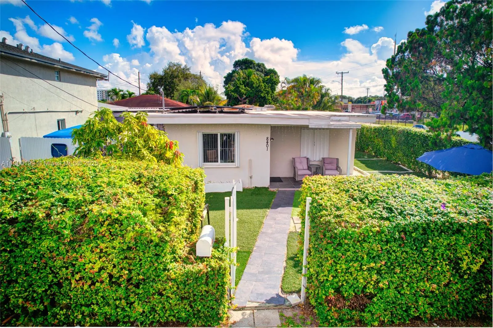 Photo of Listing #A11900199