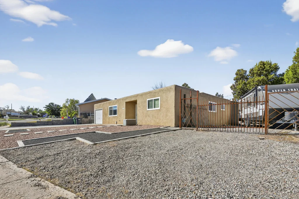5705 Piedra Road Nw, Albuquerque