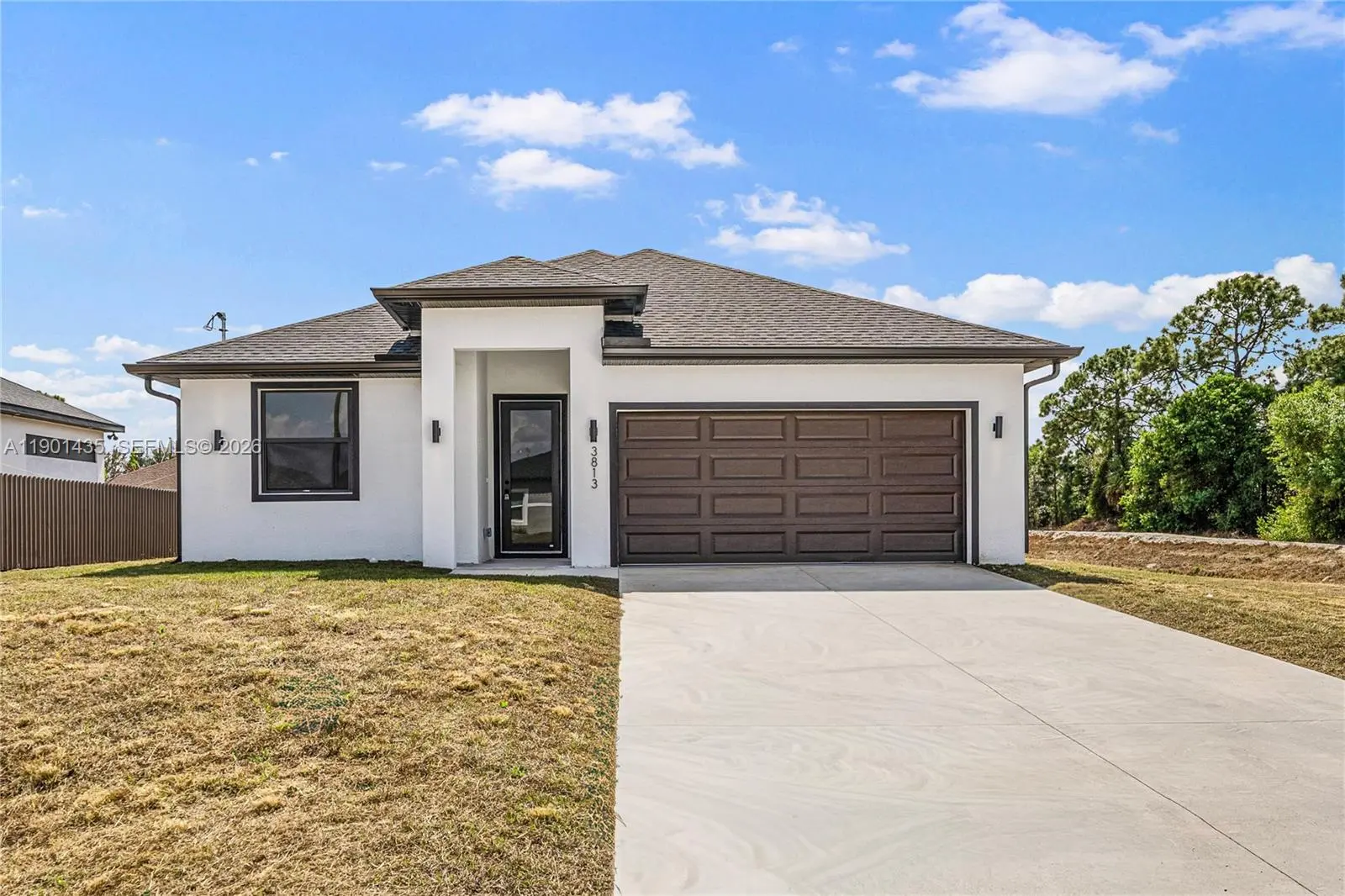 Photo of Listing #A11901435