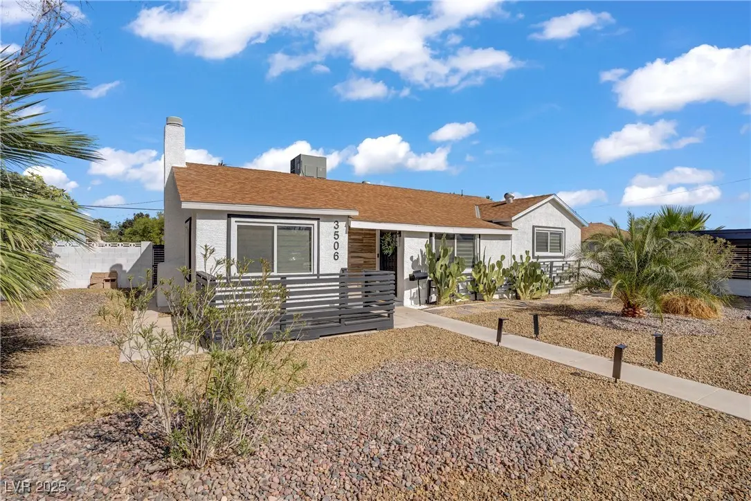 Photo of Listing #2727125