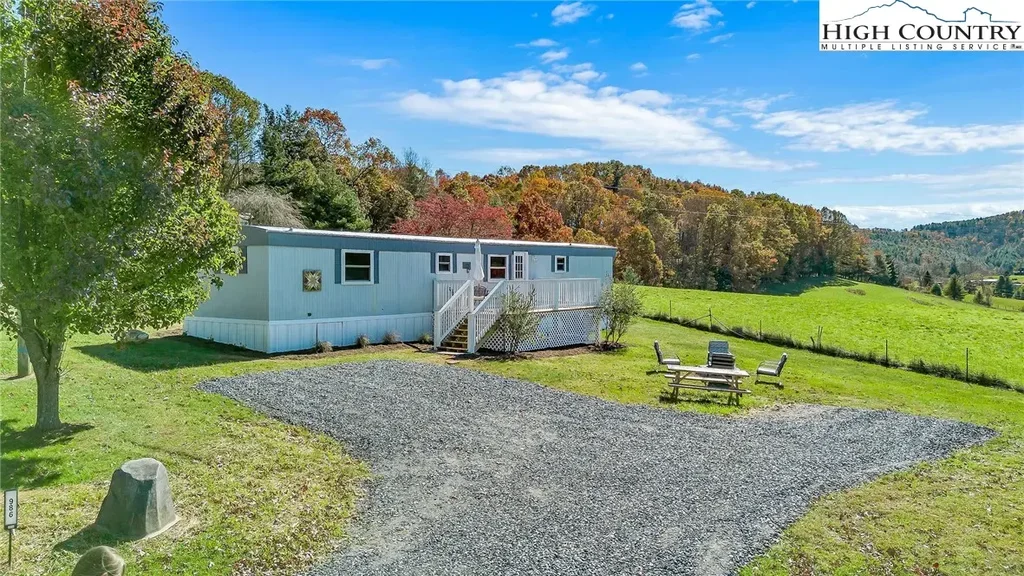 986 Wagoner Access Road, Jefferson