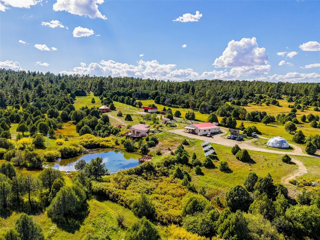 157 Pacheco Road, Llano