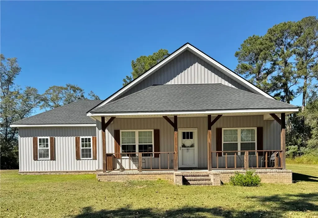 211 E Brazell Street, Other