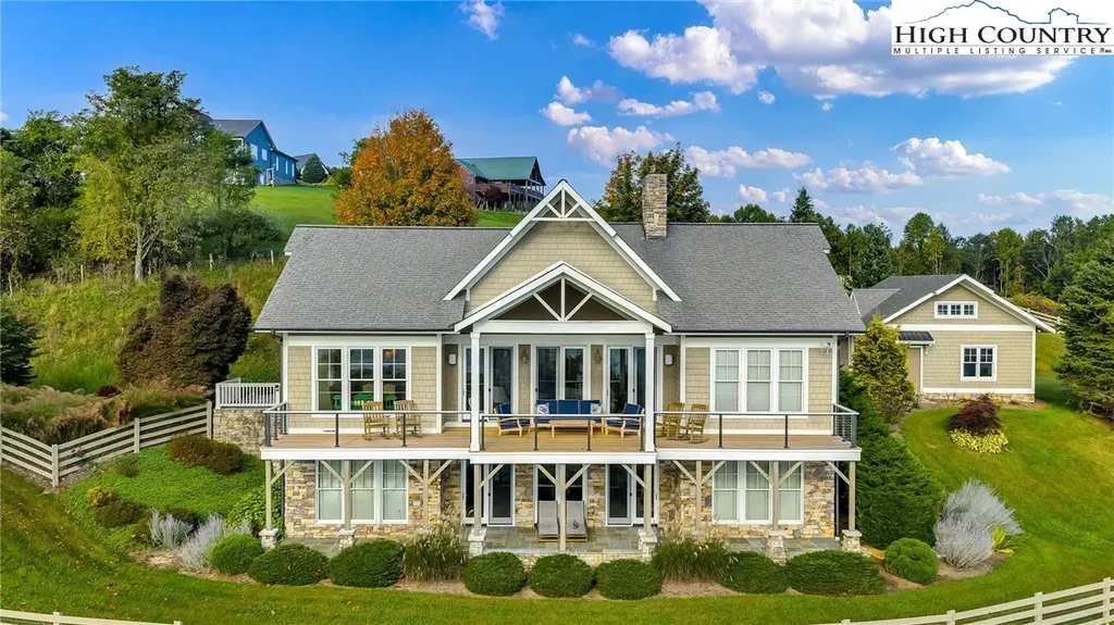 871 Fox Den Lane, Sparta