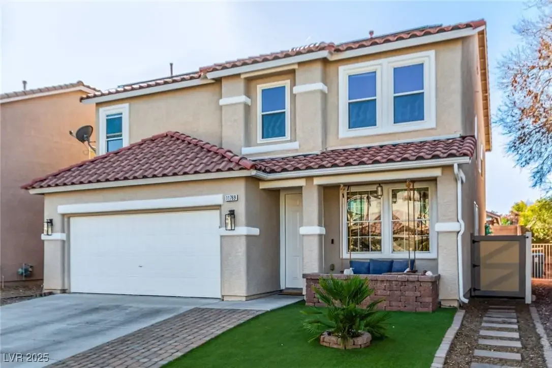 Photo of Listing #2730054