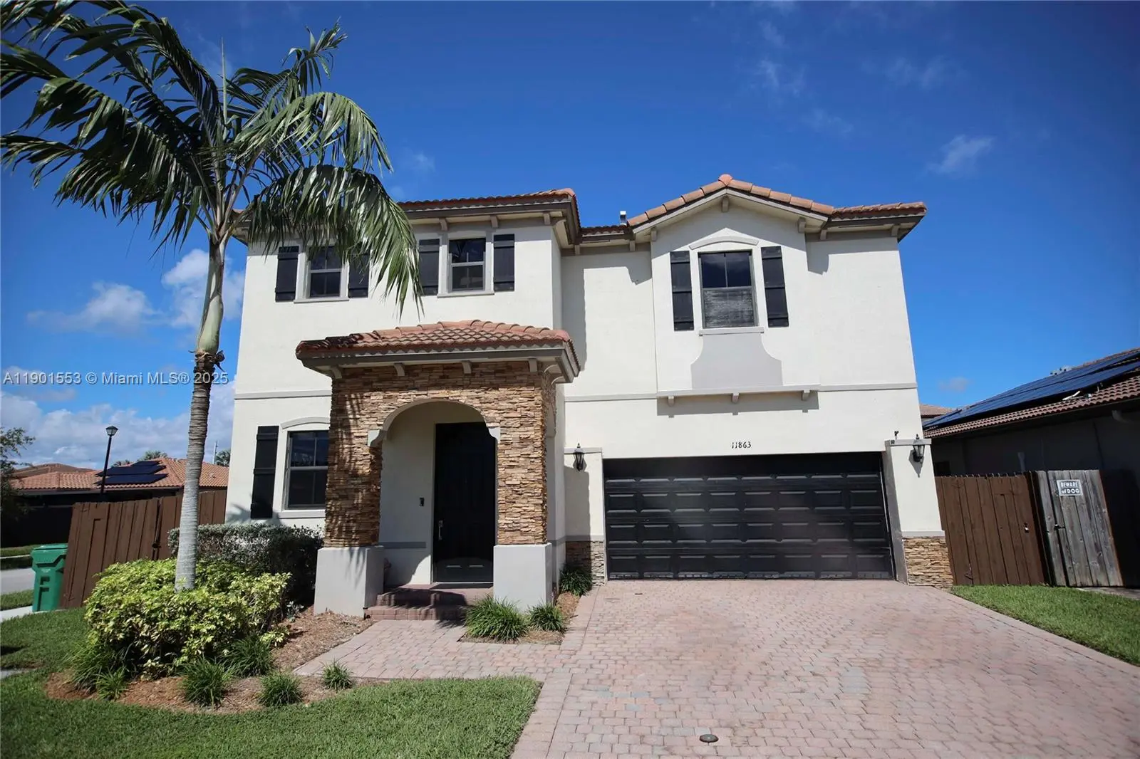 Photo of Listing #A11901553