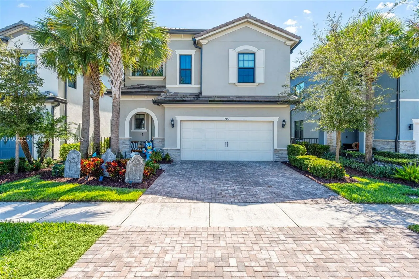 Photo of Listing #A11902300