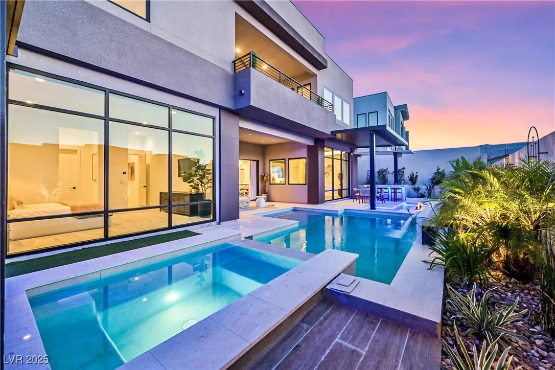 Photo of Listing #2730157