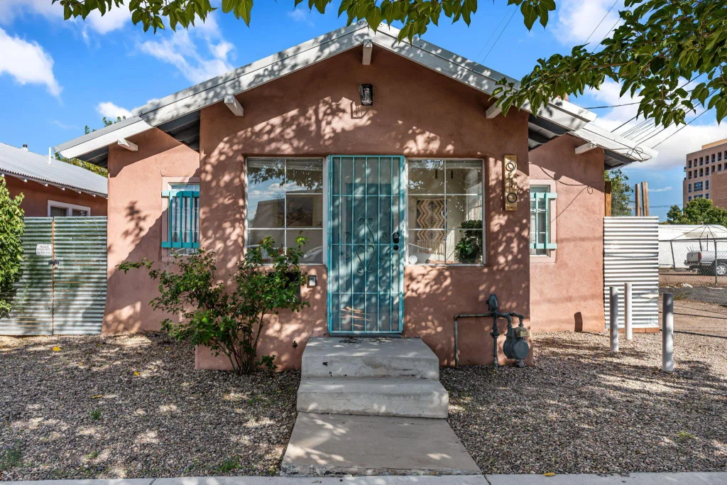 910 5th Street Nw, Albuquerque
