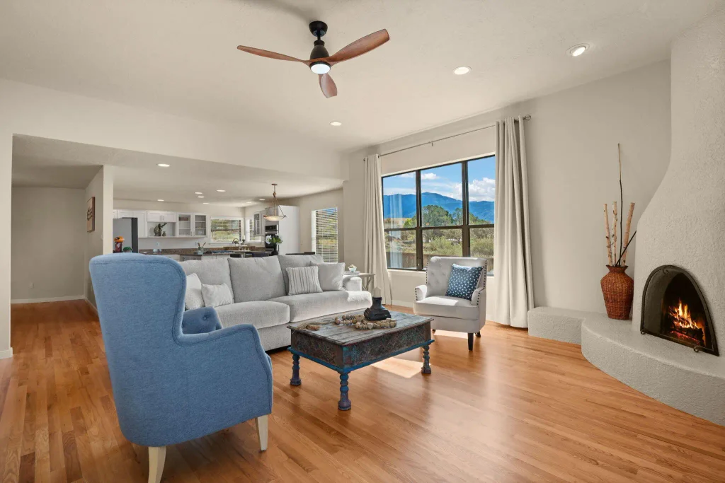 906 Tramway Lane Ne, Albuquerque