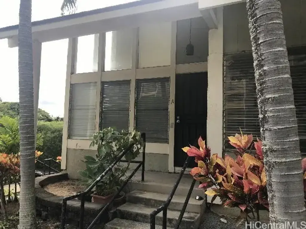 564 Hahaione Streets # 5a, Honolulu