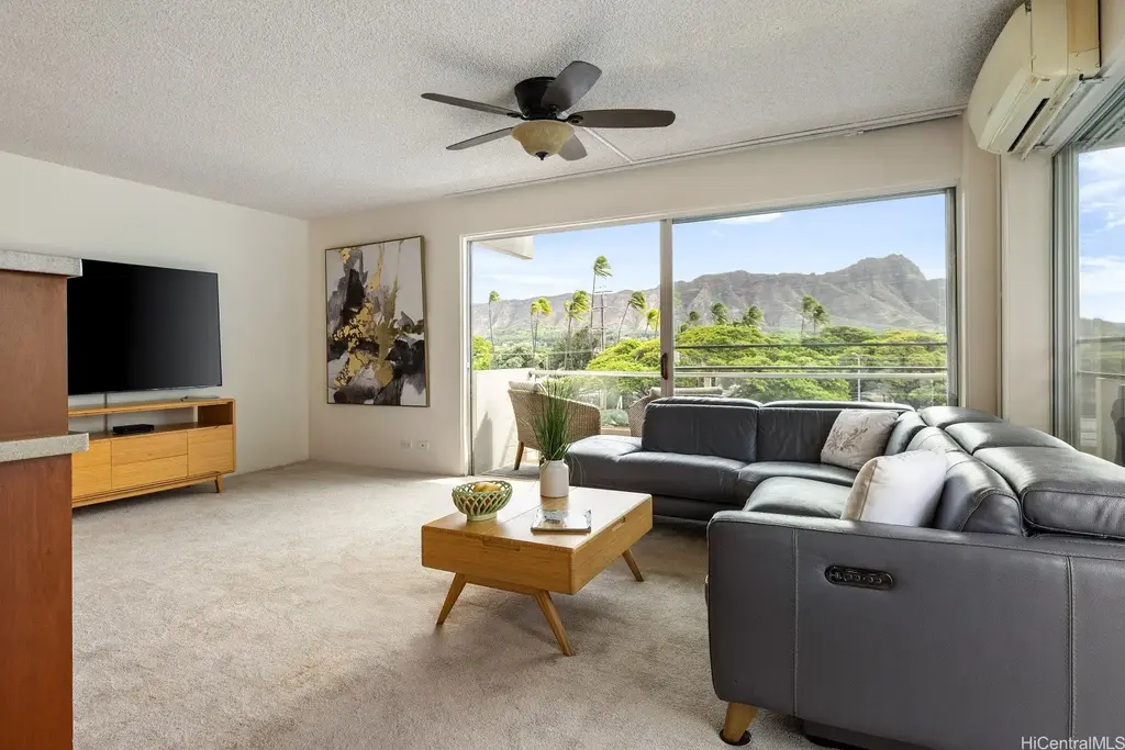 240 Makee Road # 3a, Honolulu