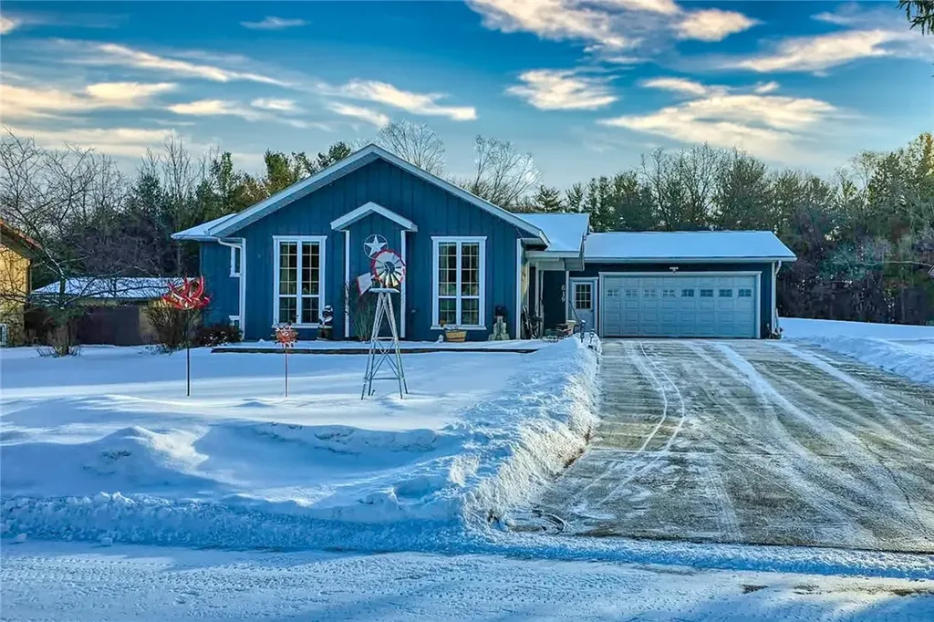 619 Rose Street, Black River Falls