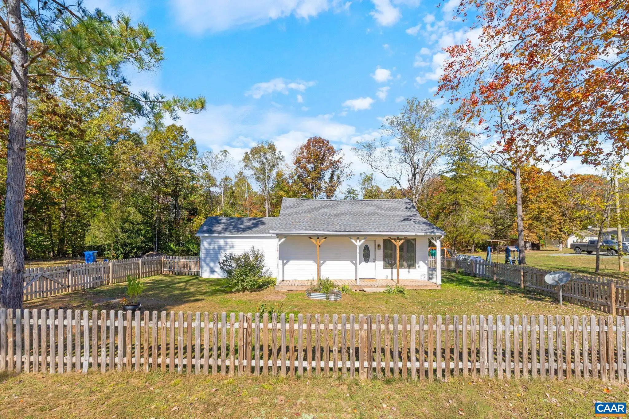 874 James River Rd, Scottsville