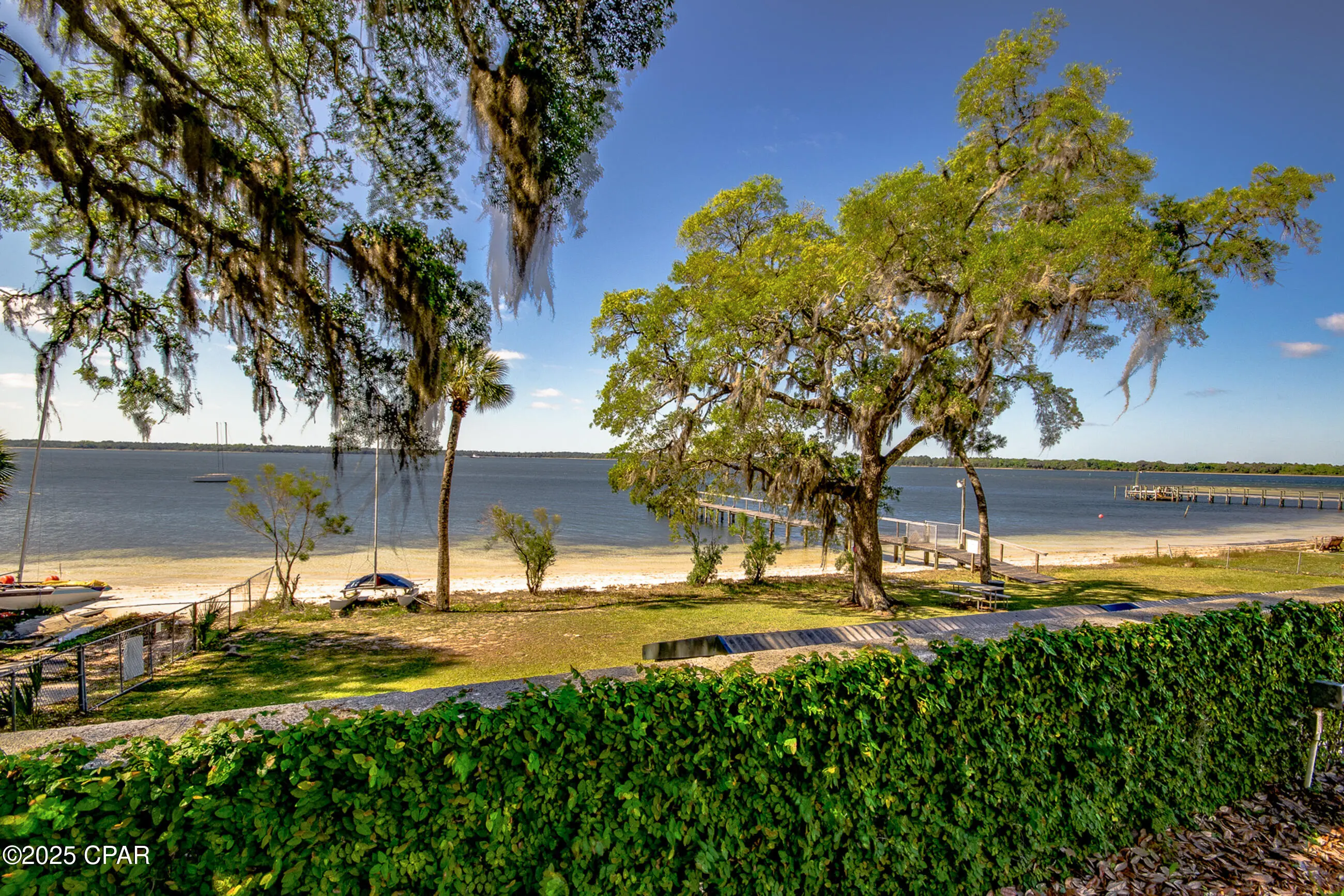 Photo of Listing #780840