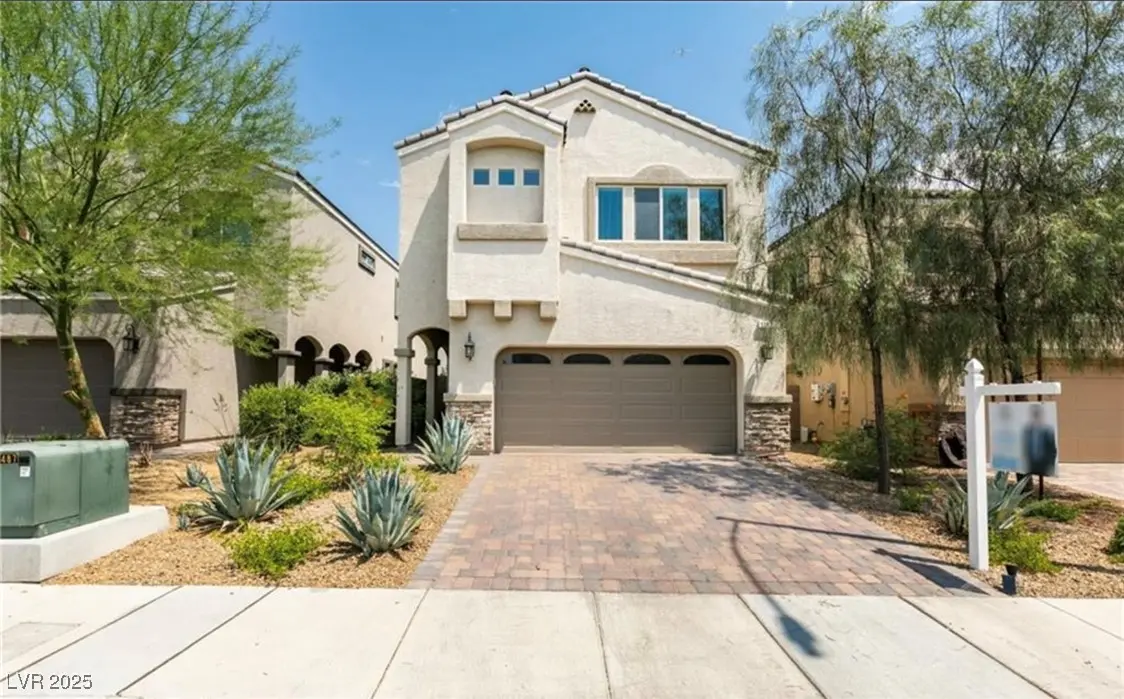 Photo of Listing #2730389