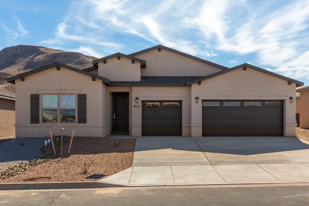 4805 Guadalupe Peak Street Sw, Los Lunas