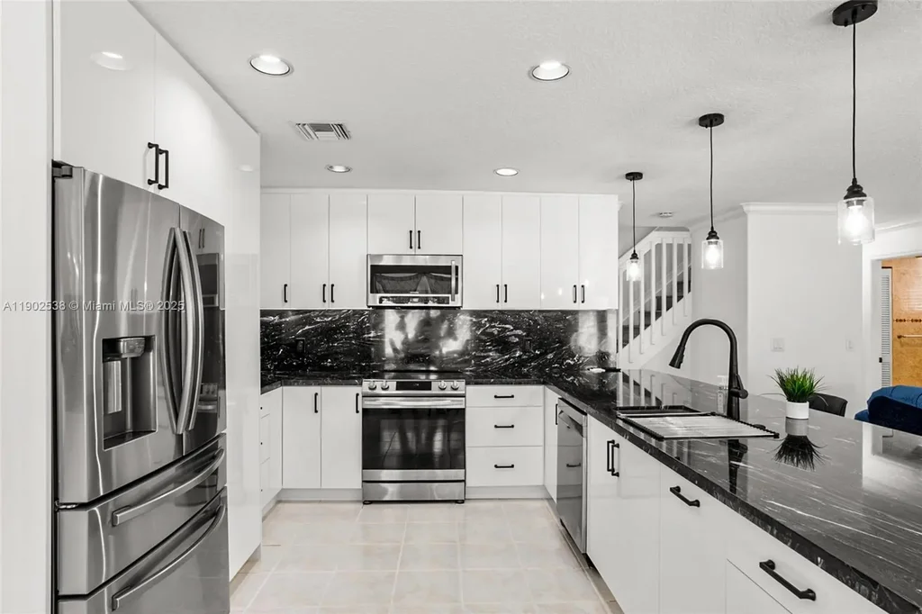 2261 Nw 139th Ave, Sunrise