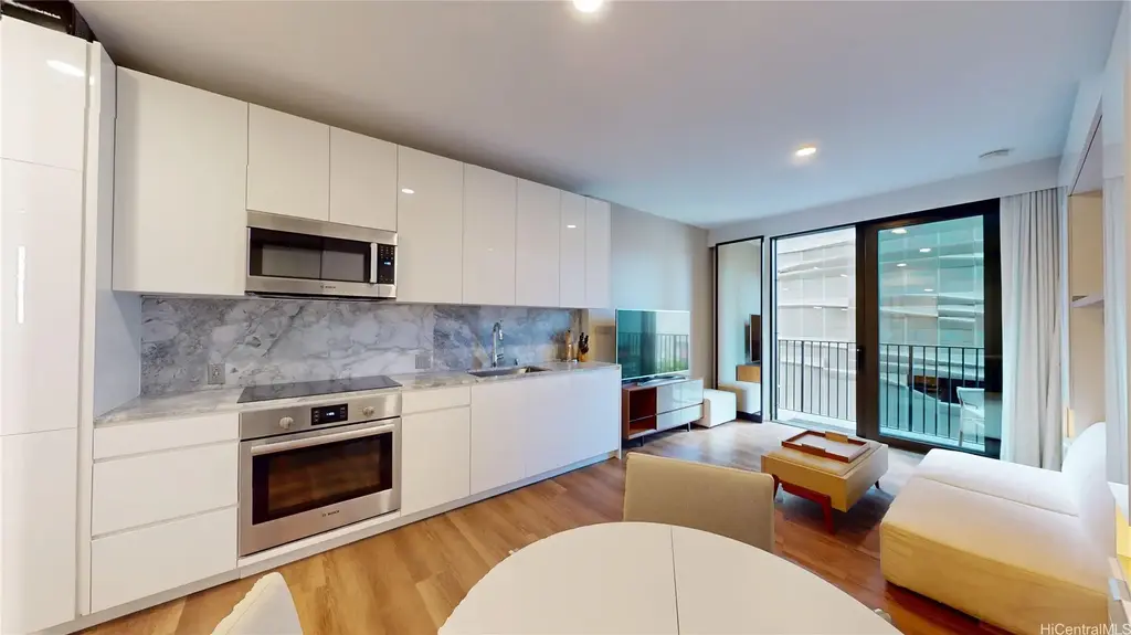 987 Queen Street # 406, Honolulu